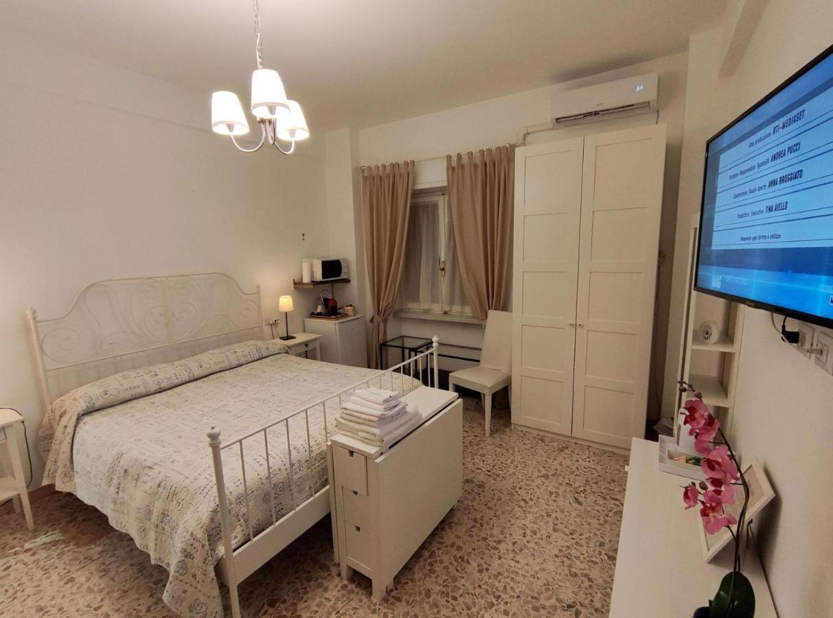 Sergio Tourist Rental Close Tiburtina Station 로마 외부 사진