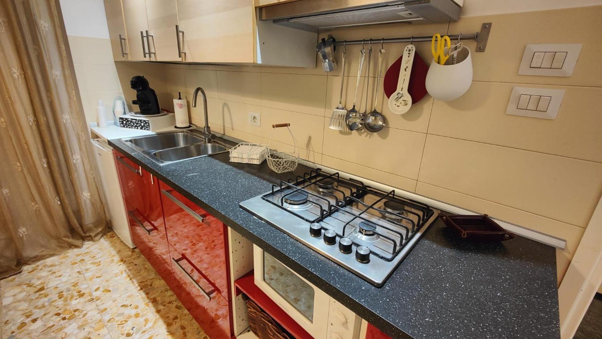 Sergio Tourist Rental Close Tiburtina Station 로마 외부 사진