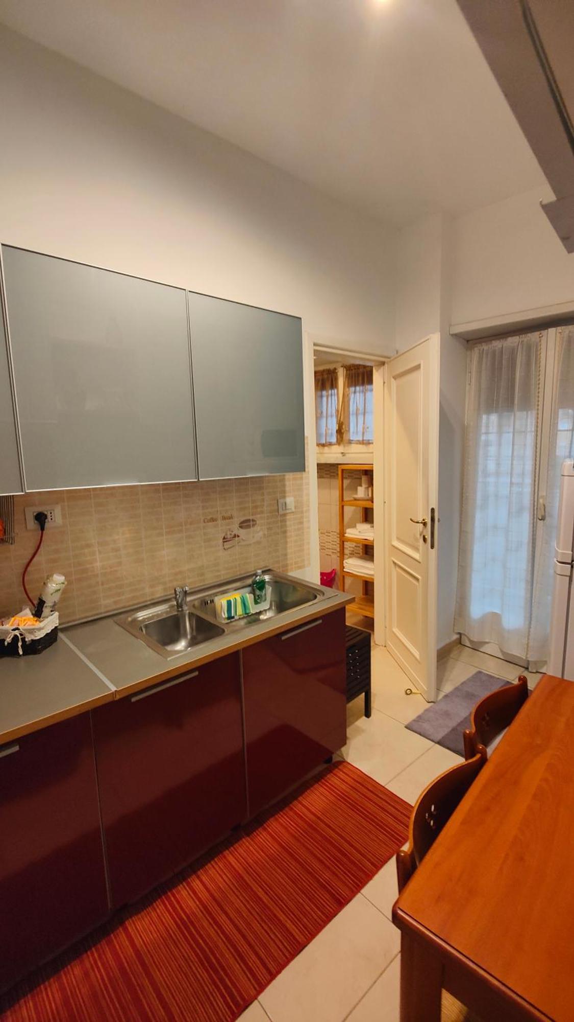 Sergio Tourist Rental Close Tiburtina Station 로마 외부 사진